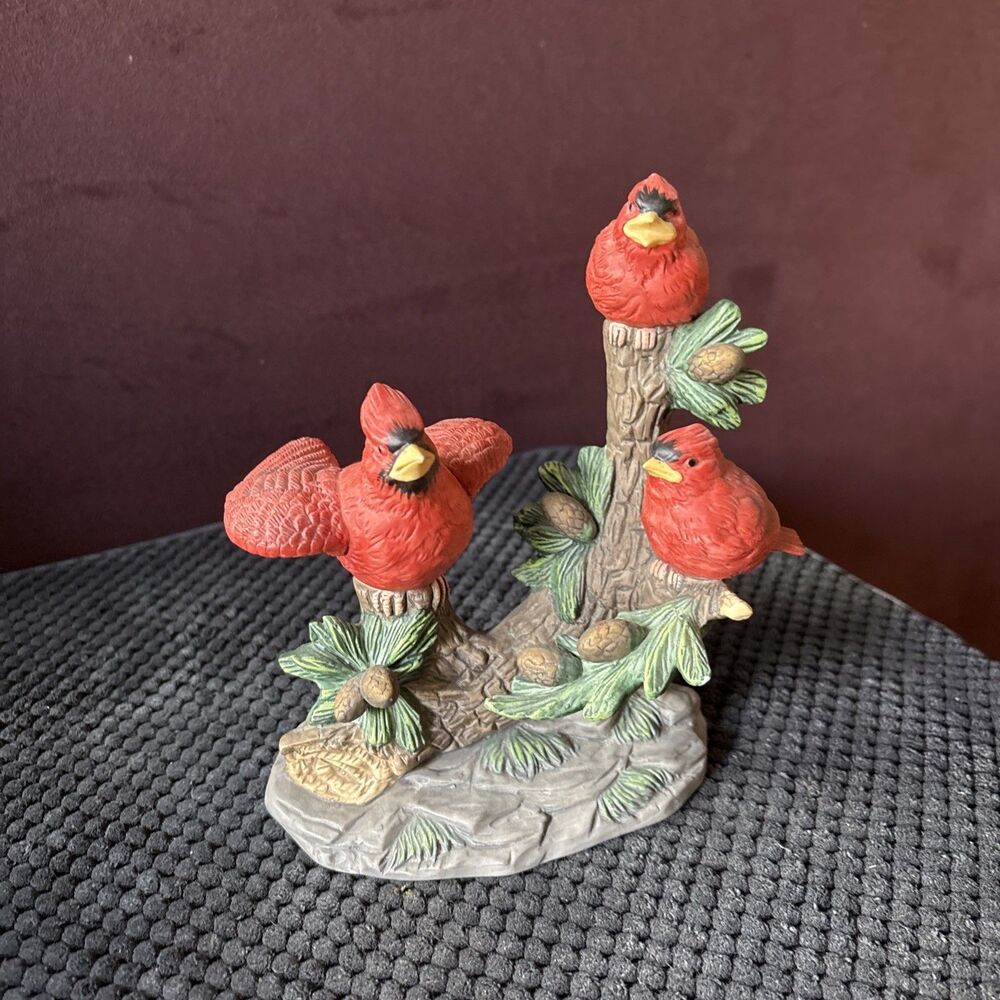Cardinals Porcelain Figurine Adult w Baby Chicks on a Pine Tree 7” x 6” X 6”